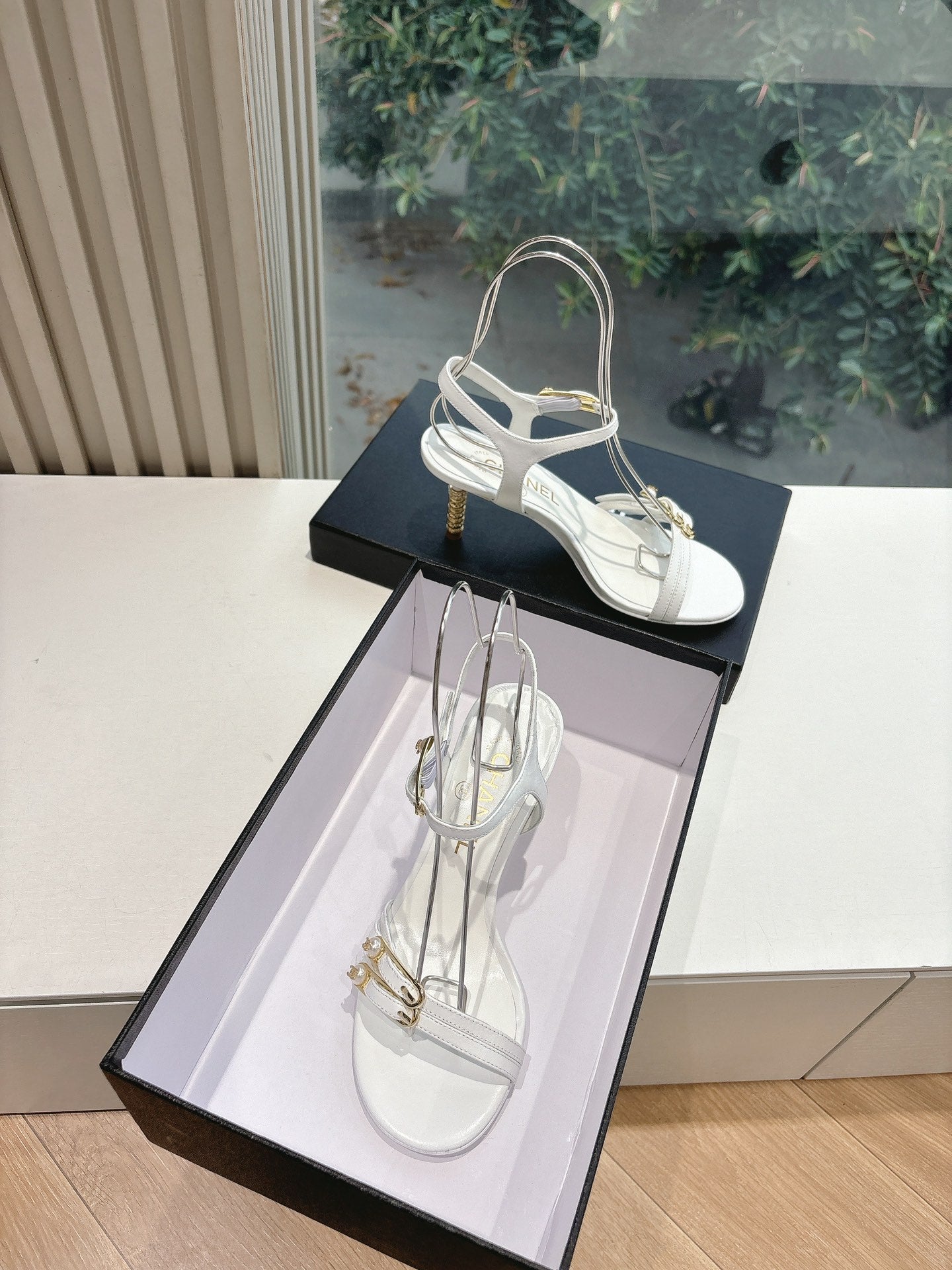 New luxury fashion Double C "logo" ladies high heels 7CM