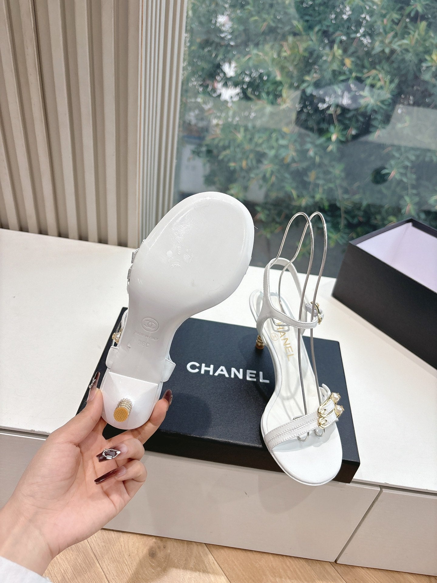 New luxury fashion Double C "logo" ladies high heels 7CM