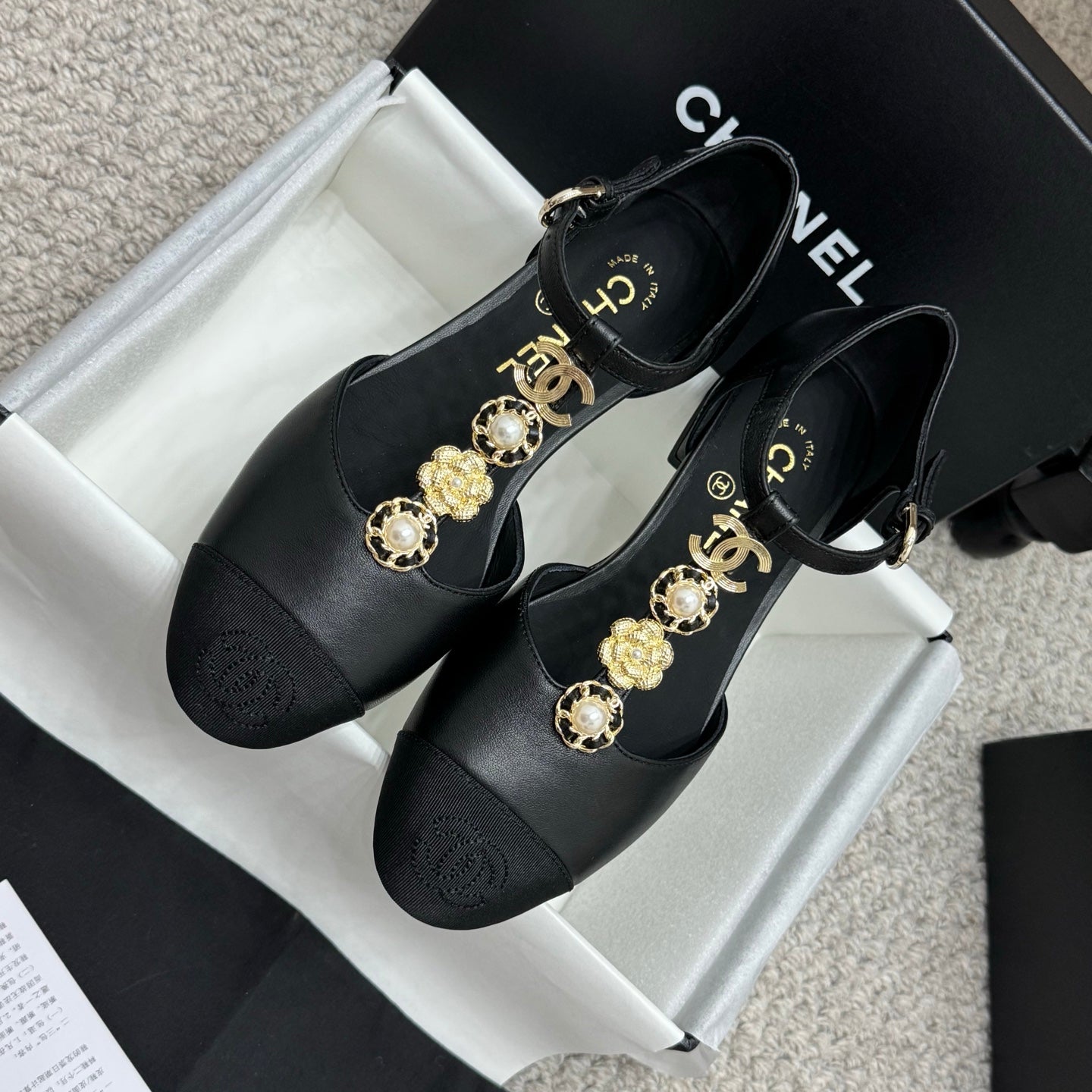 New luxury fashion Double C "logo" ladies high heels 3CM