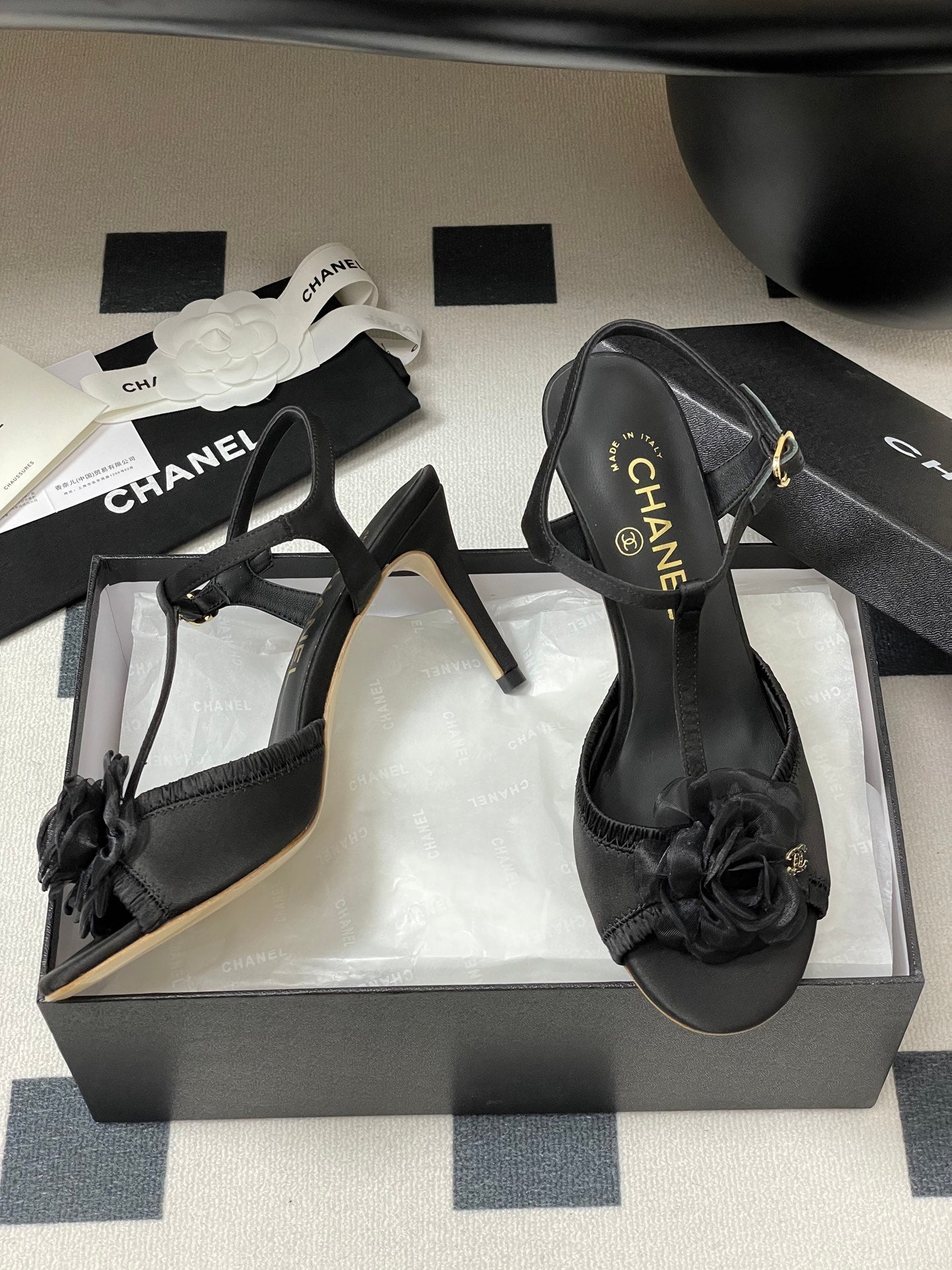 New luxury fashion Double C "logo"camellia flower ladies high heels 8CM