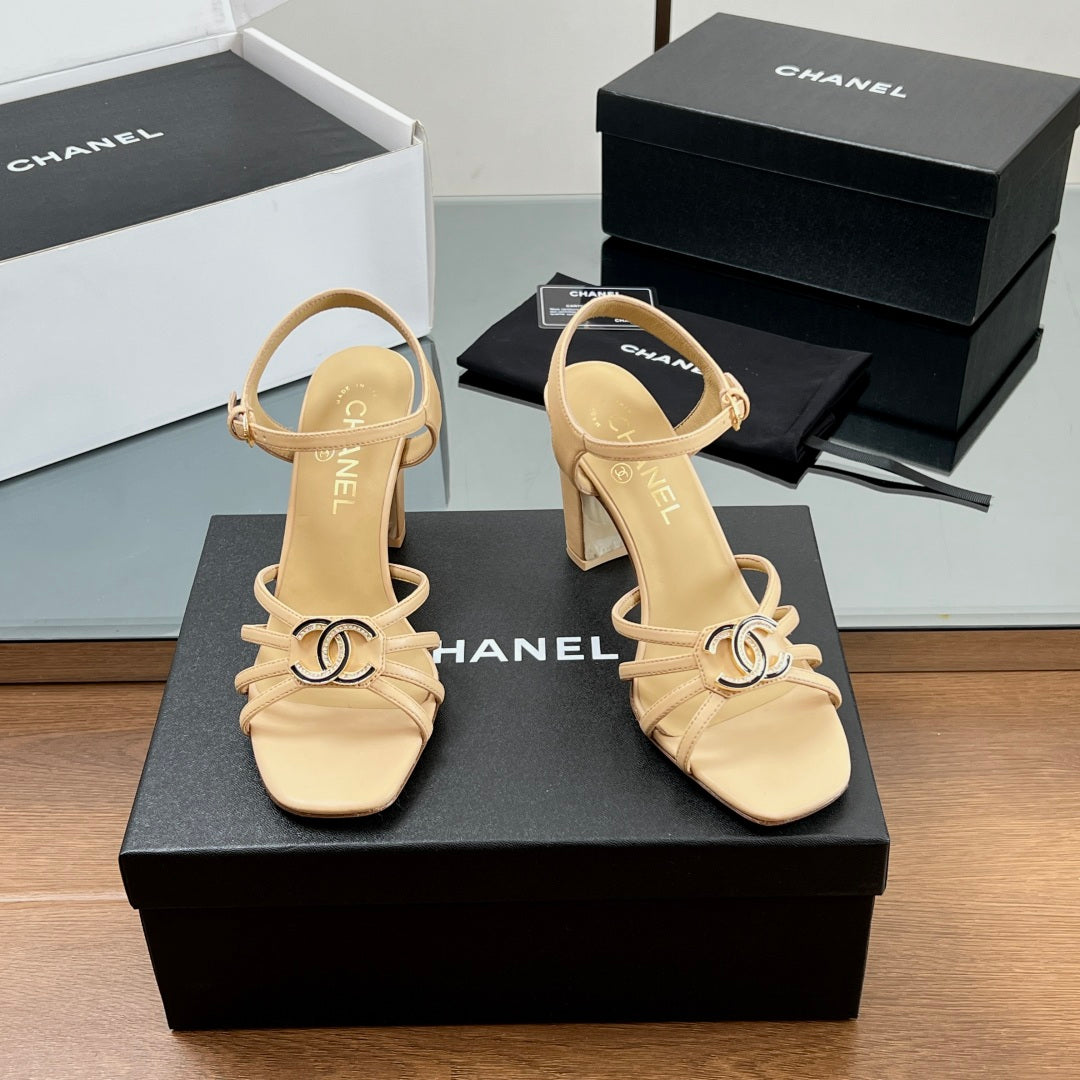 New luxury fashion Double C "logo" ladies high heels 8CM