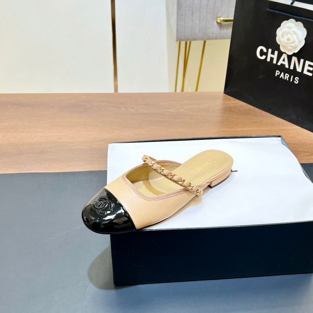 New luxury fashion Double C "logo" Versatile Mary Jane Chain Single Shoes