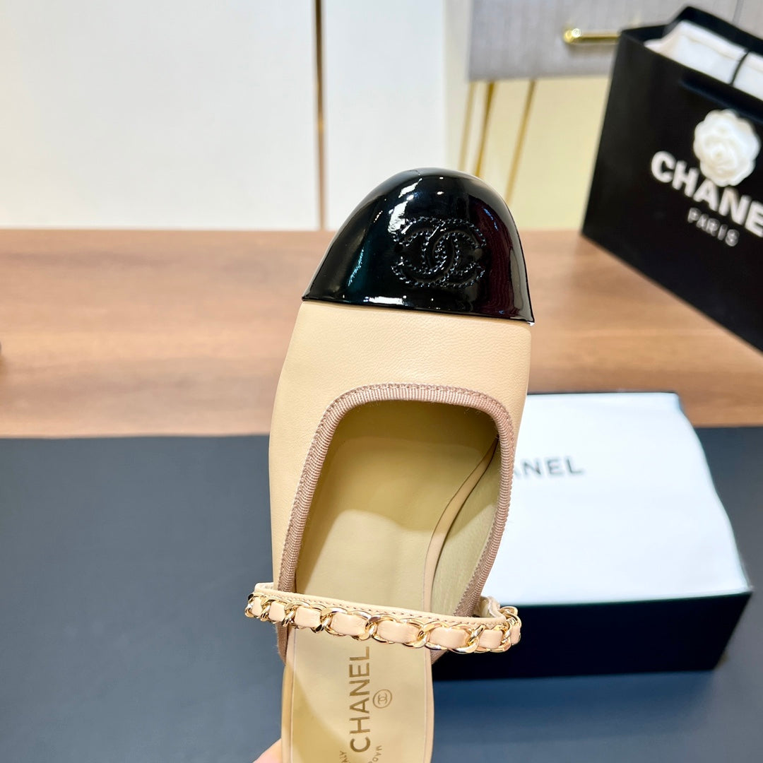 New luxury fashion Double C "logo" Versatile Mary Jane Chain Single Shoes