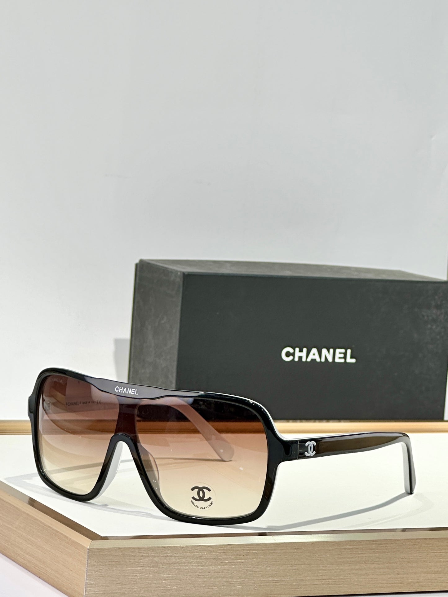 New Luxury Fashion Trendy Sunglasses