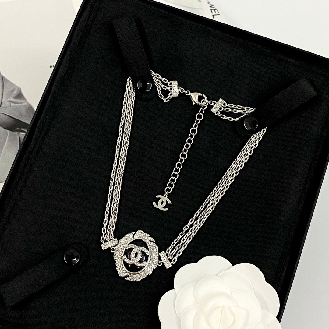 New Fashion Full Diamond Women's Necklace
