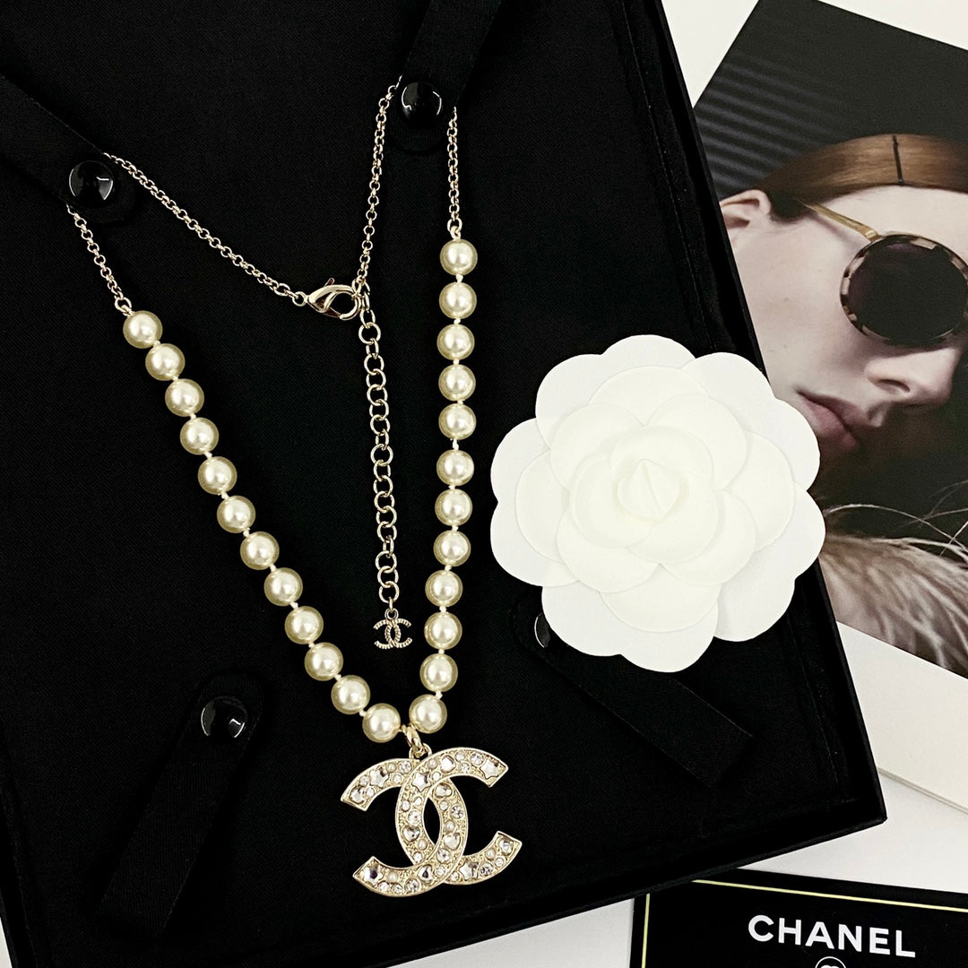 New Fashion Full Diamond Pearl Women's Necklace