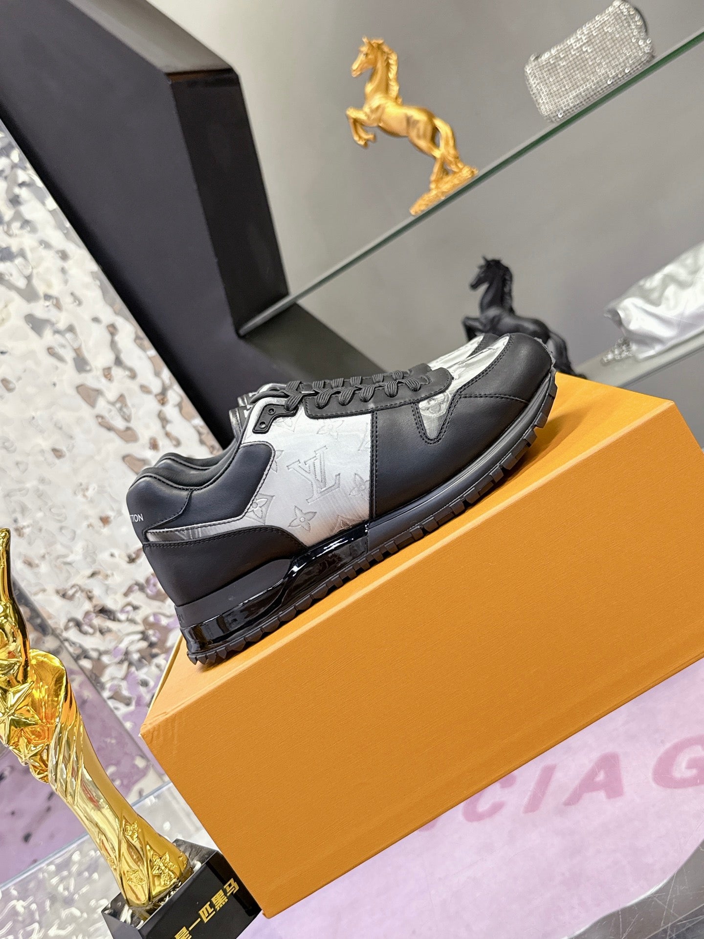 New luxury fashion Monogram  TRAINER Sneakers