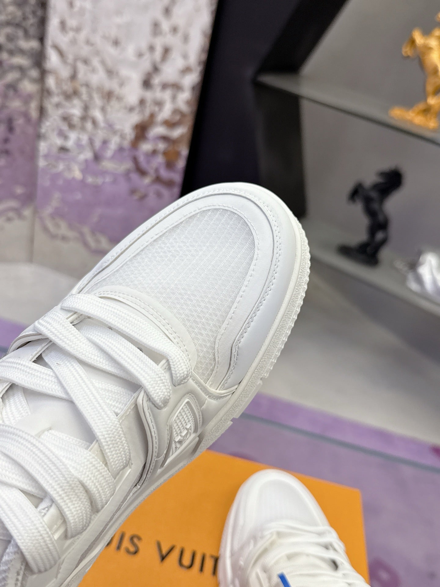 New luxury fashion reflect light  TRAINER Sneakers