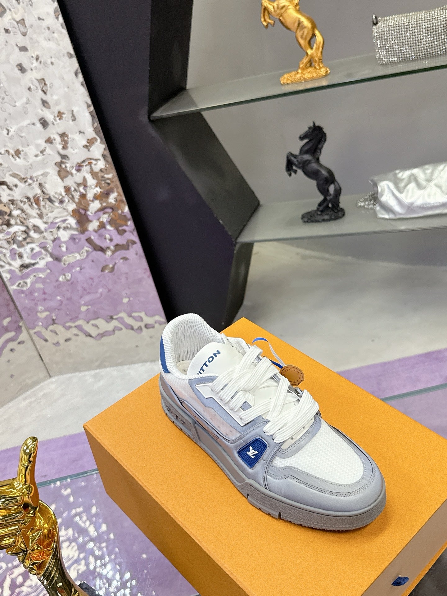 New luxury fashion reflect light  TRAINER Sneakers