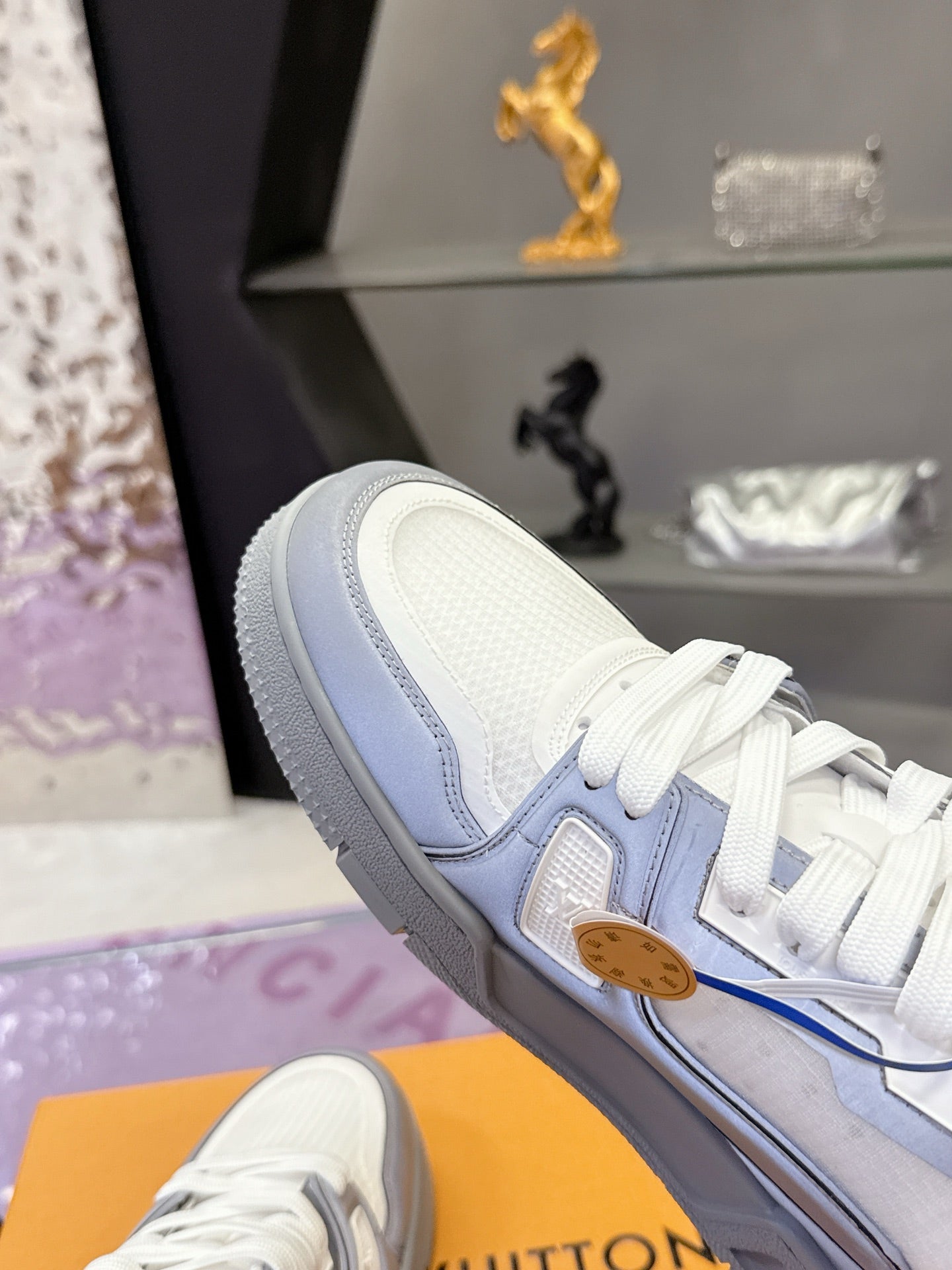 New luxury fashion reflect light  TRAINER Sneakers