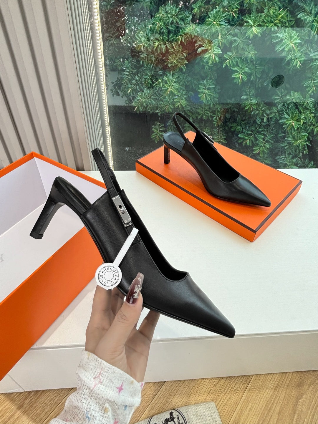 New luxury fashion Kelly  Buckle  Pointed Women's High Heels7CM