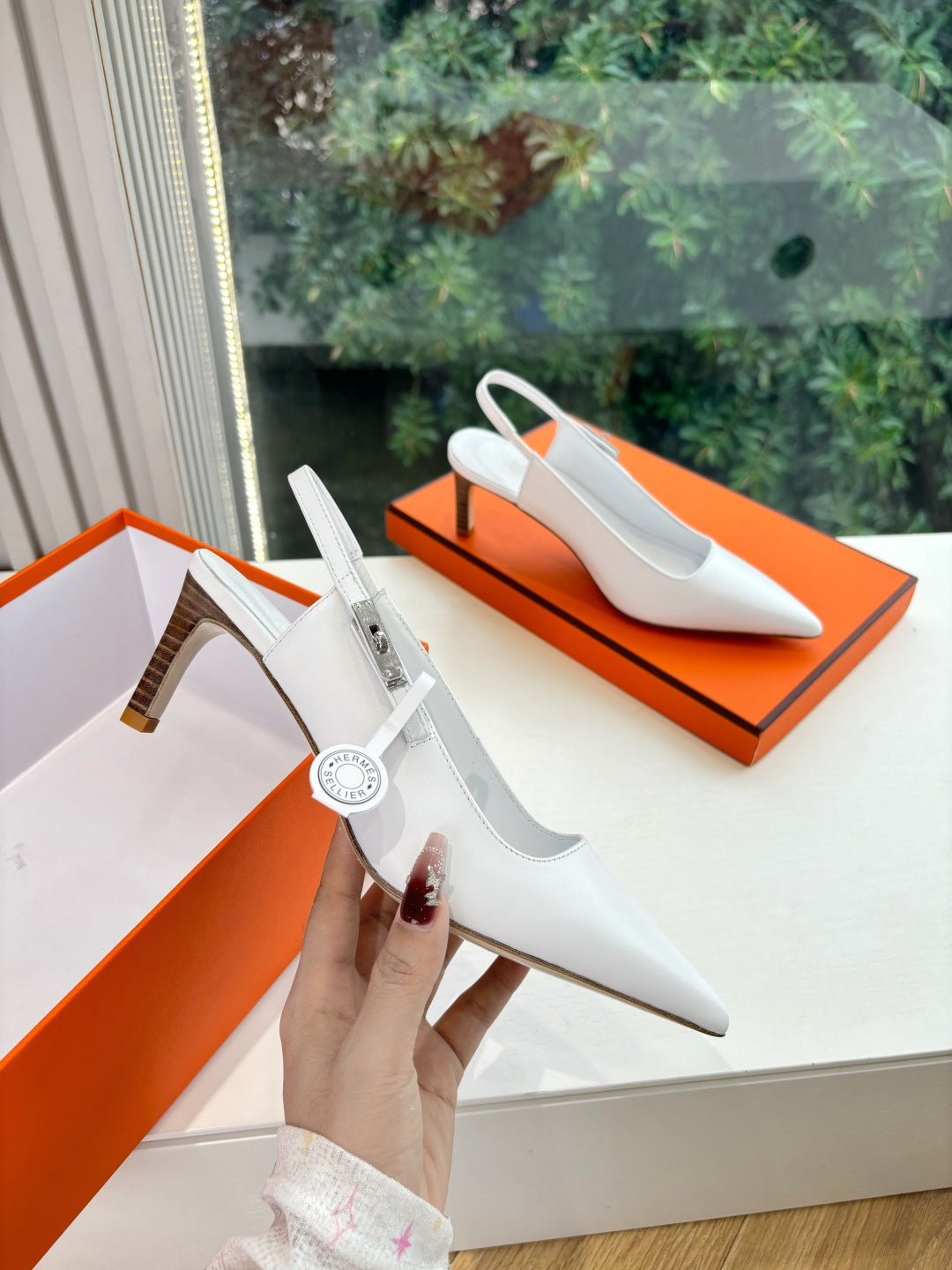 New luxury fashion Kelly  Buckle  Pointed Women's High Heels7CM