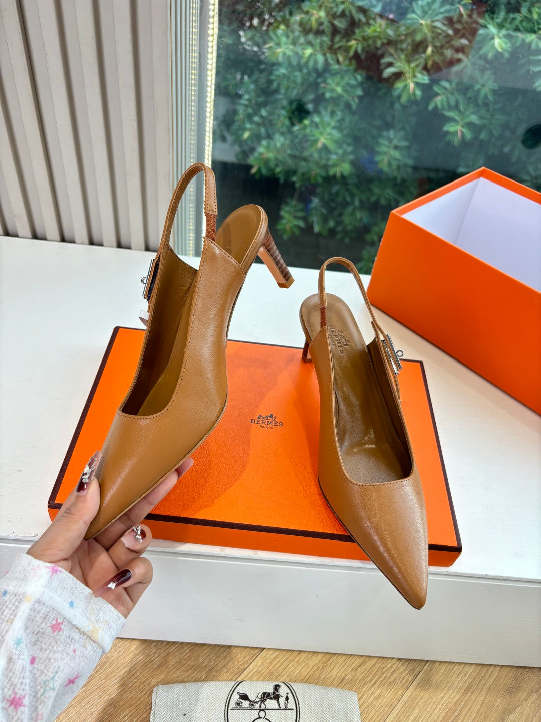 New luxury fashion Kelly  Buckle  Pointed Women's High Heels7CM