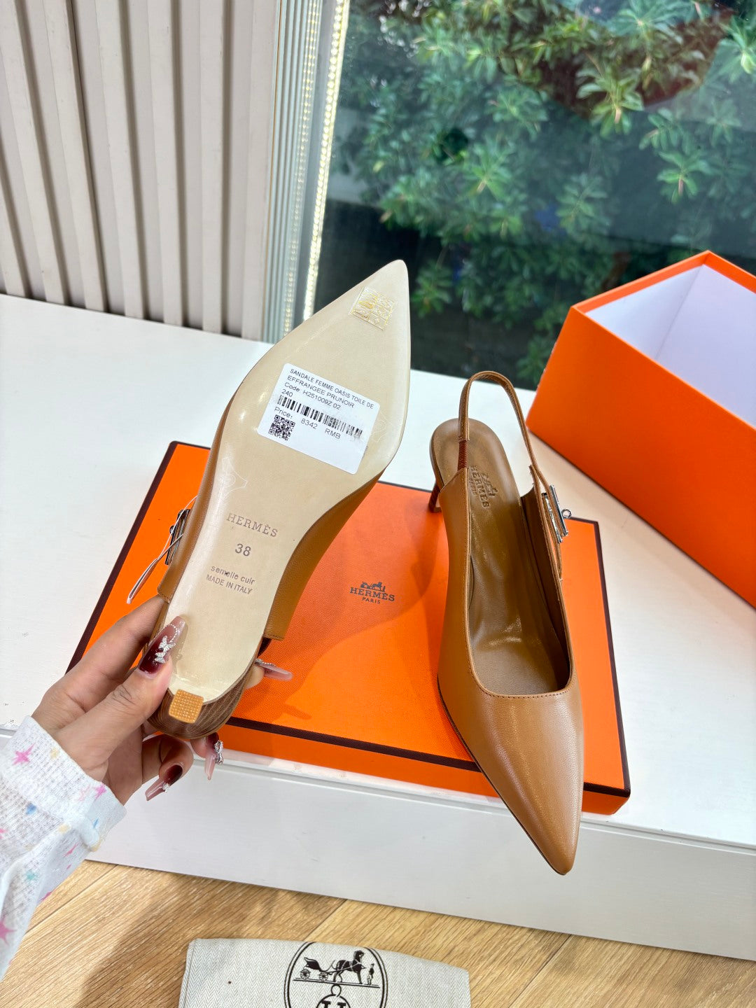 New luxury fashion Kelly  Buckle  Pointed Women's High Heels7CM