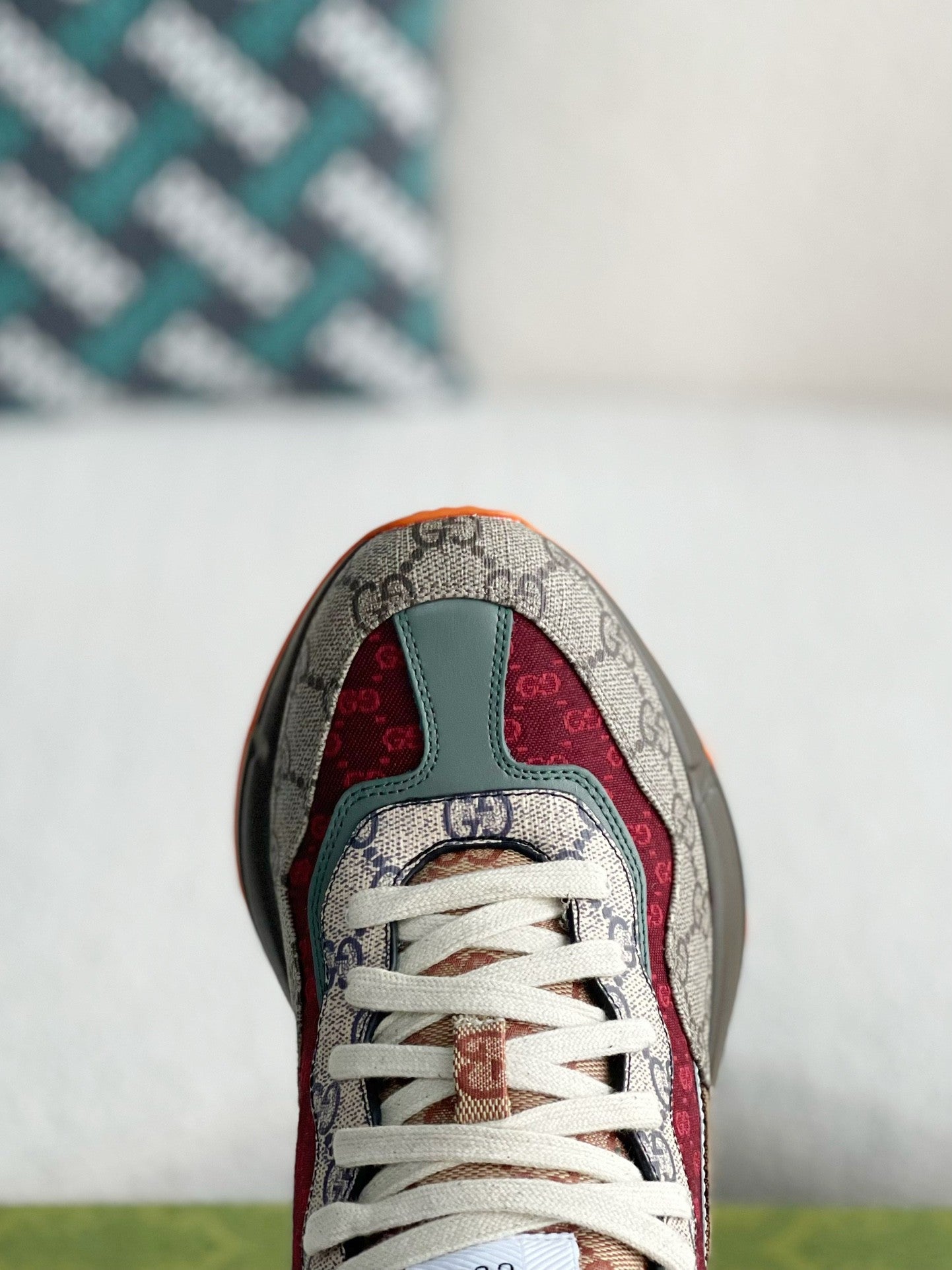 New luxury fashion Rhyton Sneakers