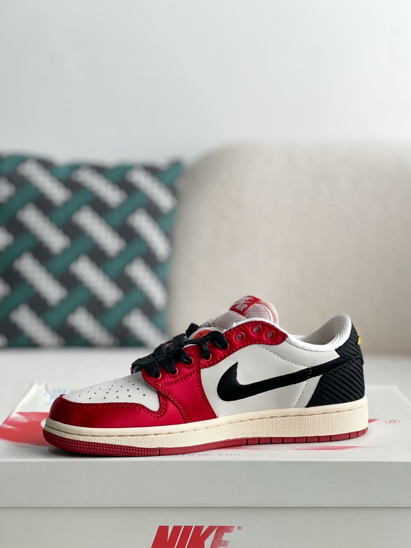 Trophy Room x J New Fashion Low Golf Sneakers