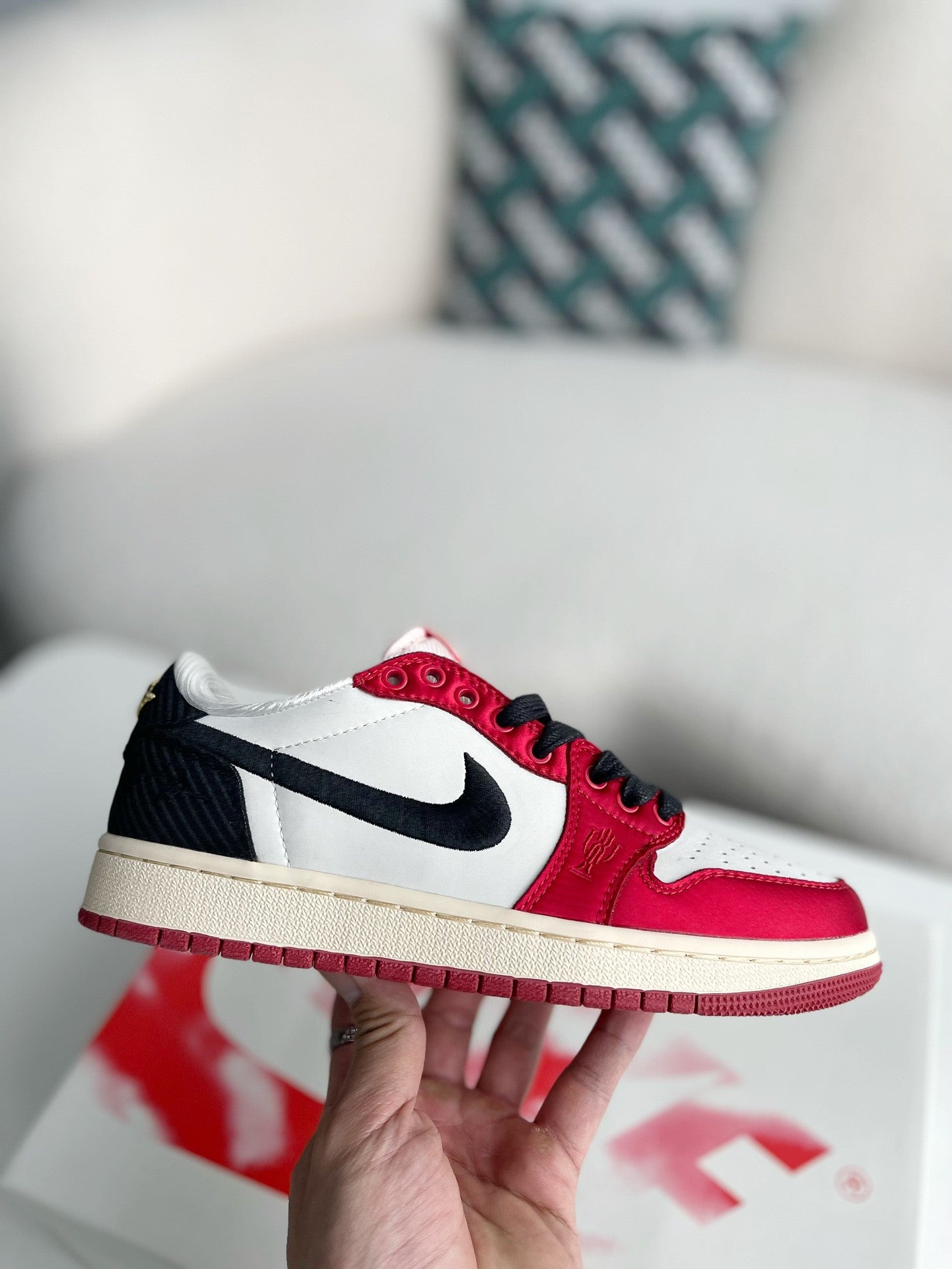 Trophy Room x J New Fashion Low Golf Sneakers