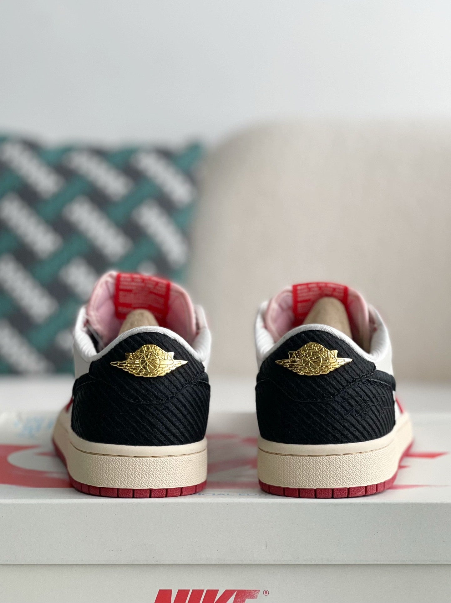Trophy Room x J New Fashion Low Golf Sneakers