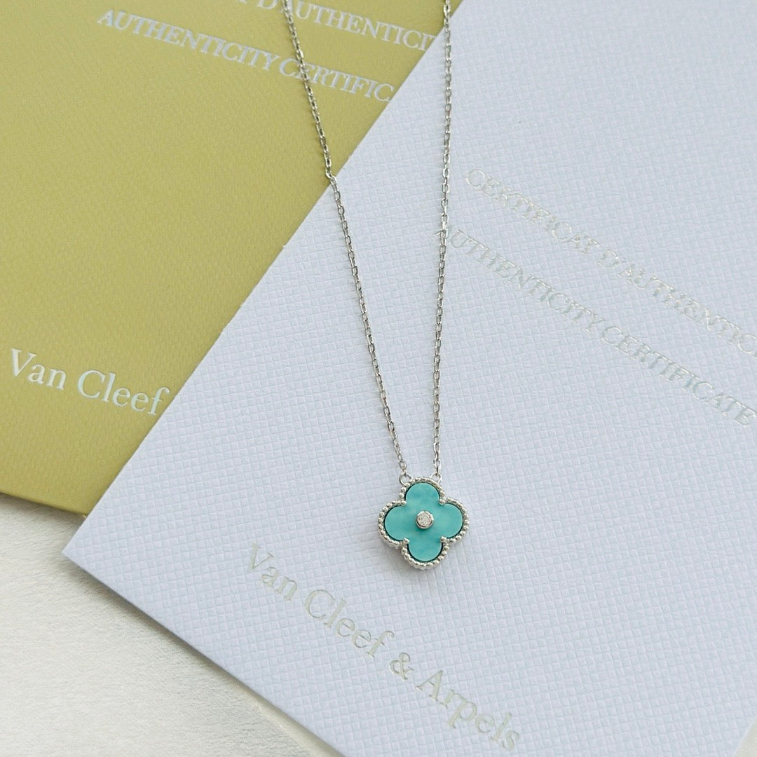 18K Gold V&CA Van Cle1ef Necklace 18K Gold Four Leaf Clover Necklace For Women - Fashion Boutique