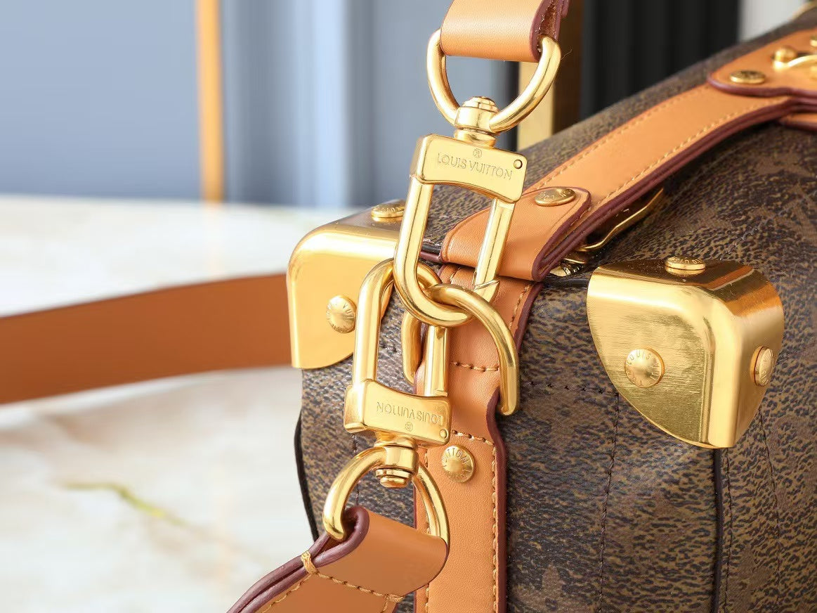 New LOUIS VUITTON South Trunk East West Men's Postman Bag - Fashion Boutique