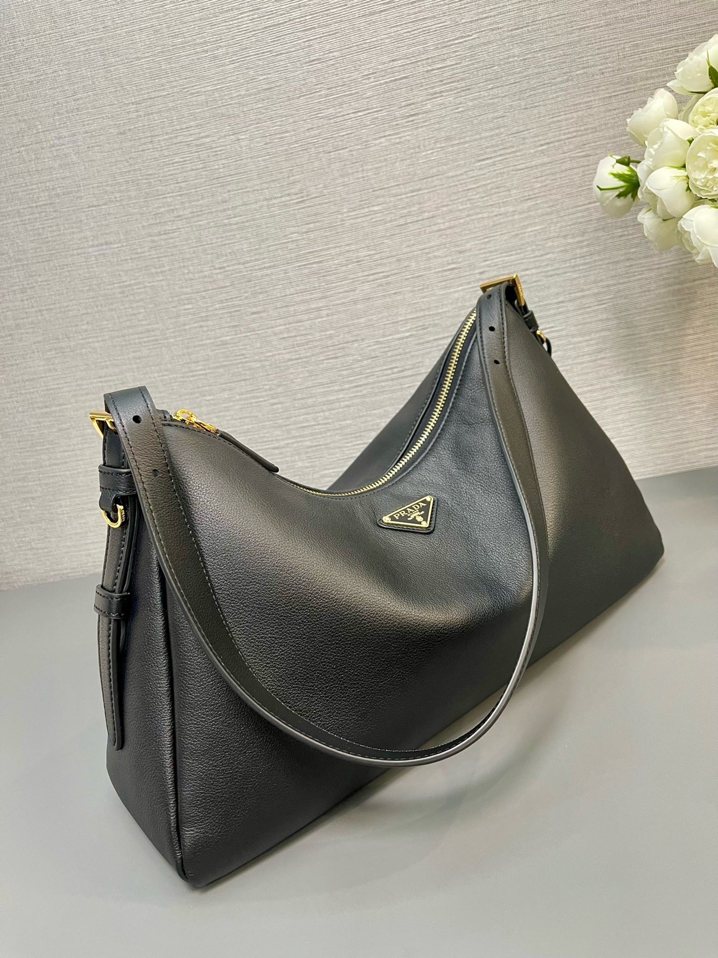 2024 New Style Large-Capacity Bag One-Shoulder Large Bag Handbag Premium Soft Leather Tote Large-Capac - Fashion Boutique