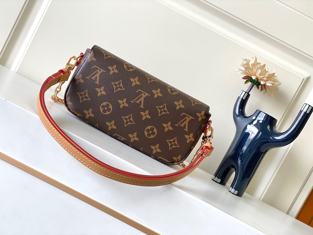 New Ivy Woc Classic Vintage Printed Chain Underarm Handheld Single Shoulder Women's Bag - Fashion Boutique