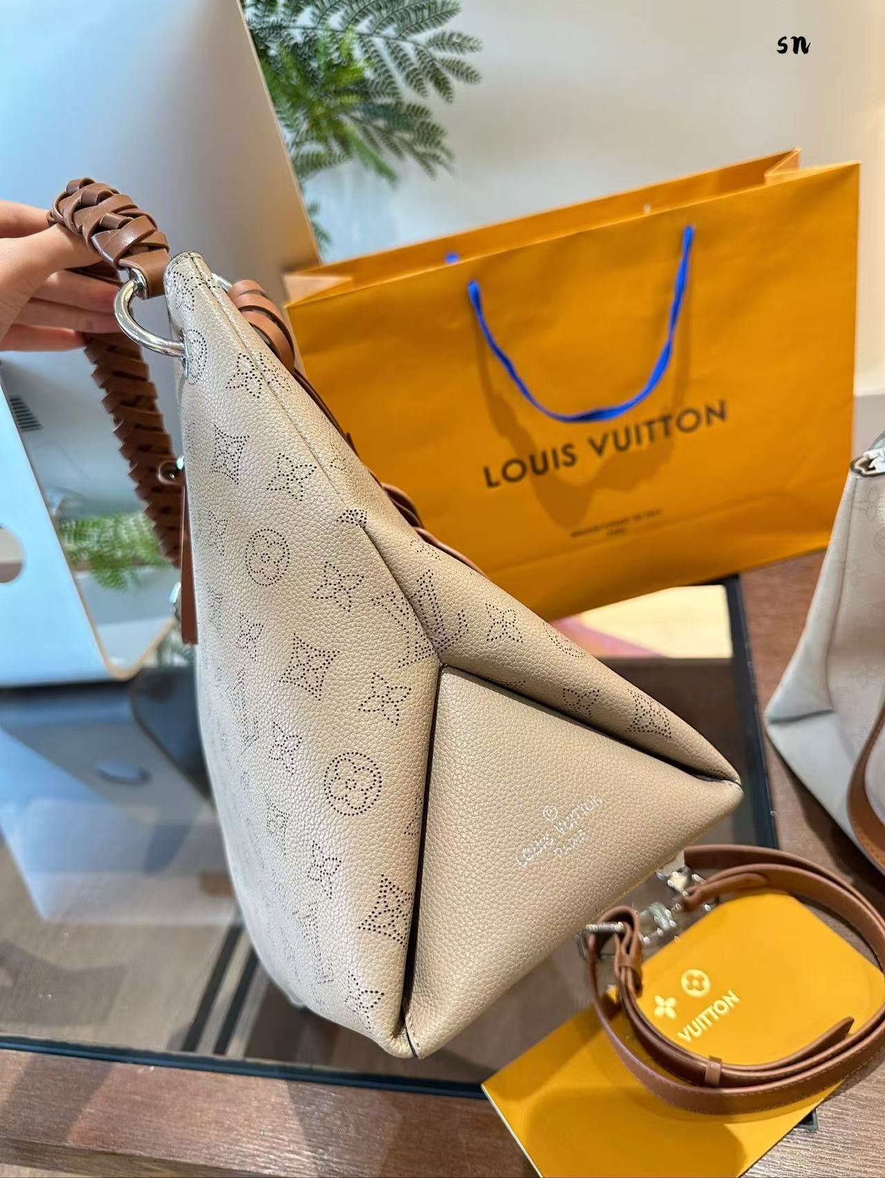 New BEAUBOURG HOBO Women's One Shoulder Handbag - Fashion Boutique