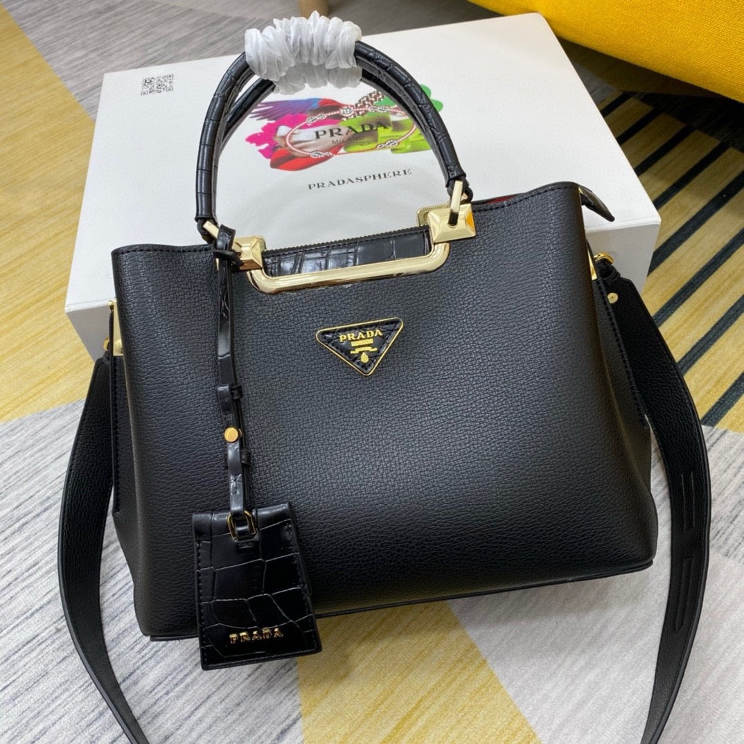 New trendy European and American style commuter bag with high-end feel, large capacity women's bag, shoulder bag - Fashion Boutique
