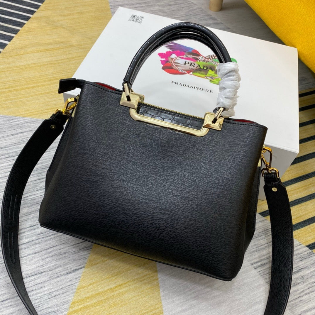 New trendy European and American style commuter bag with high-end feel, large capacity women's bag, shoulder bag - Fashion Boutique