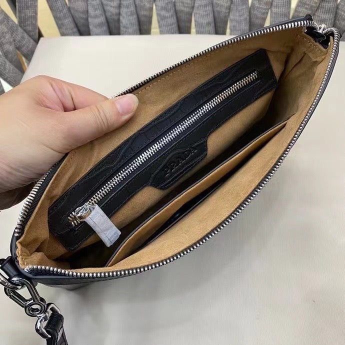 European and American high-quality new casual fashion business leather password lock bag crocodile pattern men's leather handbag wallet