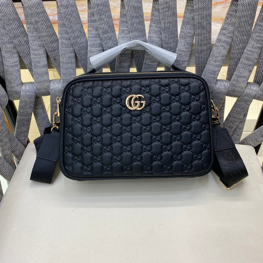 European and American high-quality new fashionable light luxury GG men's handbag, crossbody, armpit, single shoulder casual tote bag