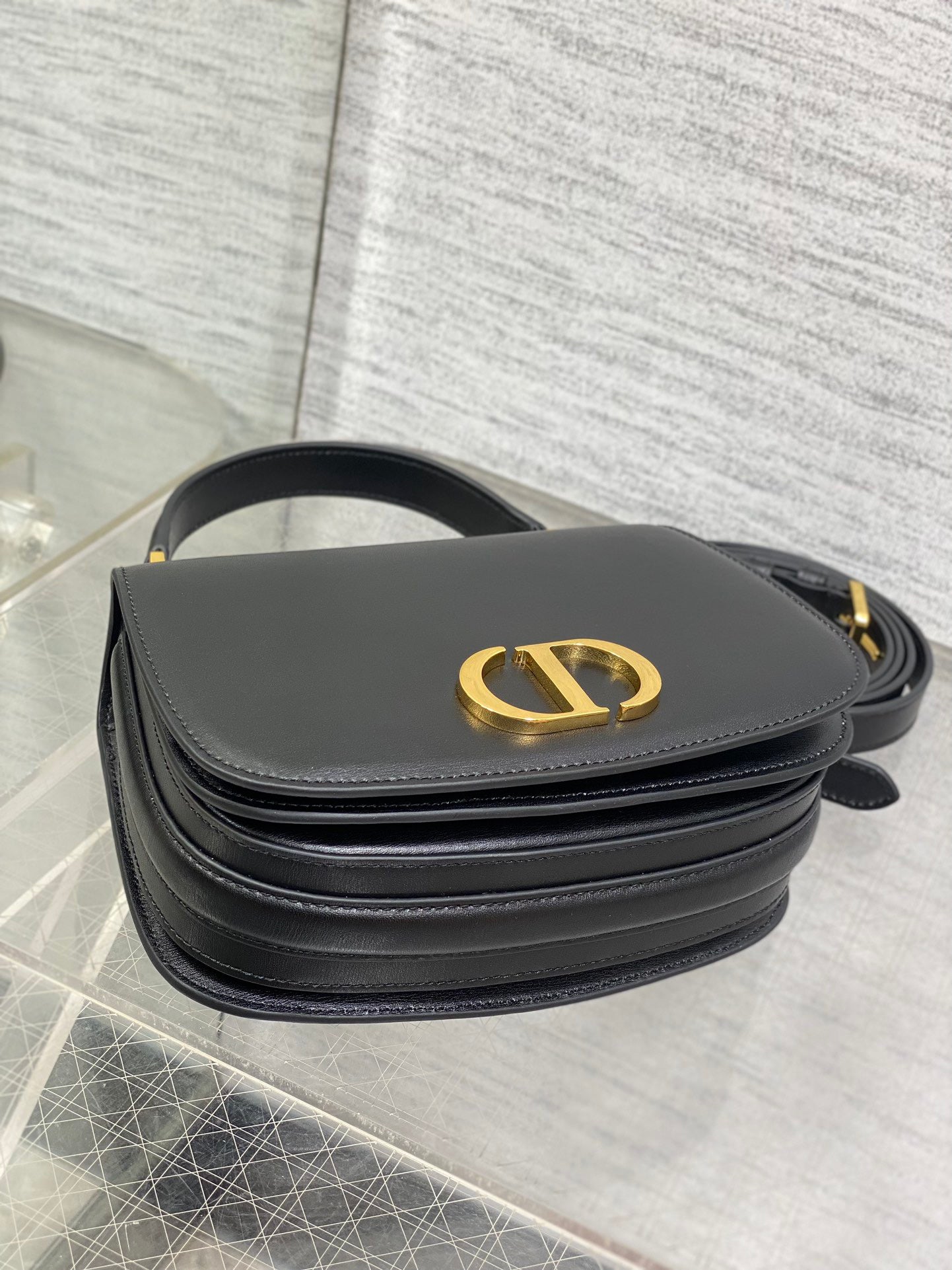 NEW Montaigne Avenue Fashion Trendy Women's Handheld Single Shoulder Crossbody Bag