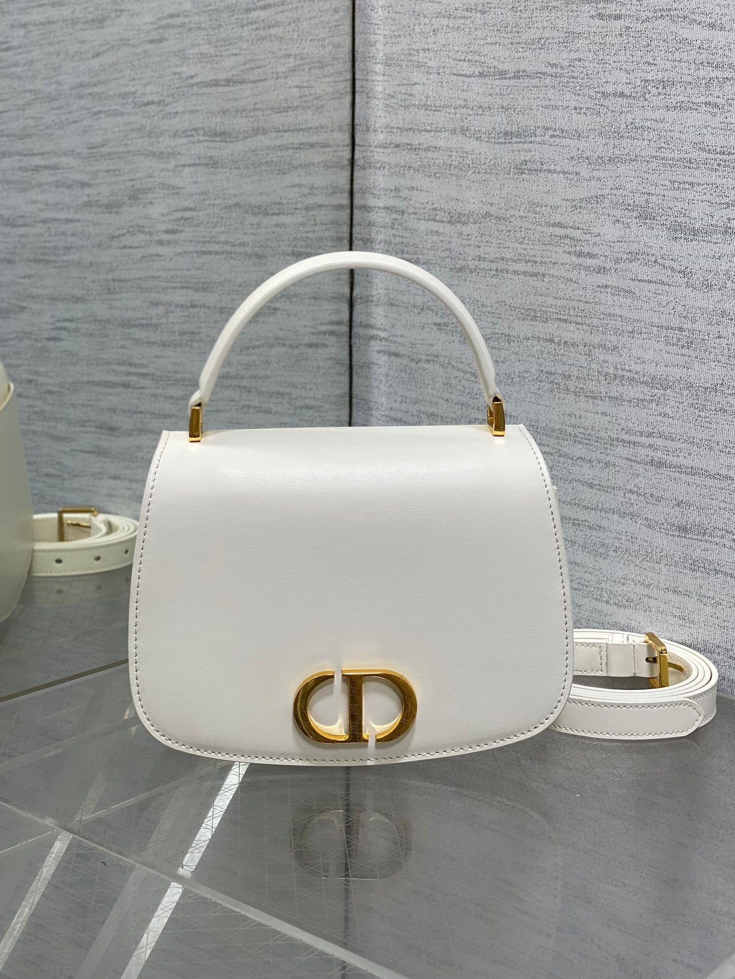 NEW Montaigne Avenue Fashion Trendy Women's Handheld Single Shoulder Crossbody Bag