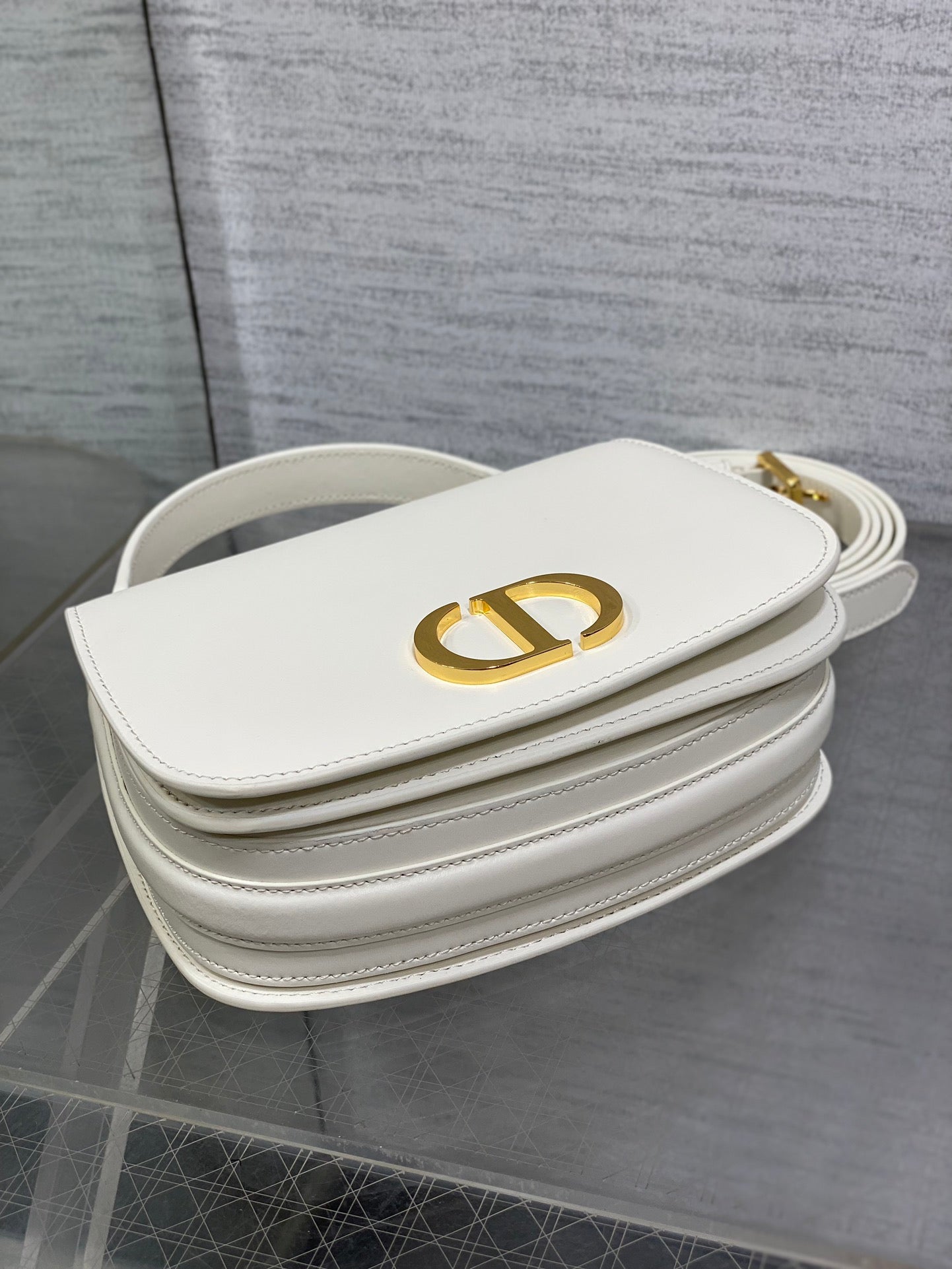 NEW Montaigne Avenue Fashion Trendy Women's Handheld Single Shoulder Crossbody Bag