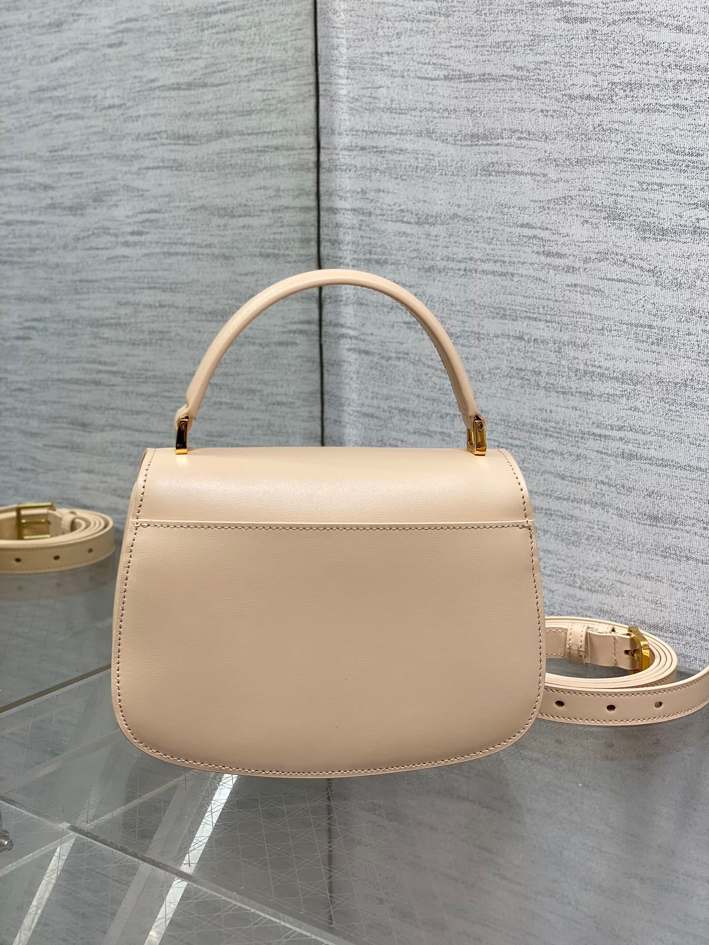 NEW Montaigne Avenue Fashion Trendy Women's Handheld Single Shoulder Crossbody Bag