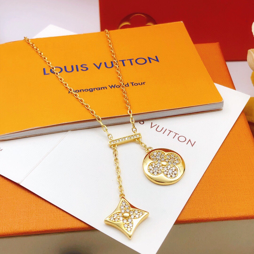 New  Women's 18K Gold Tassel Necklace