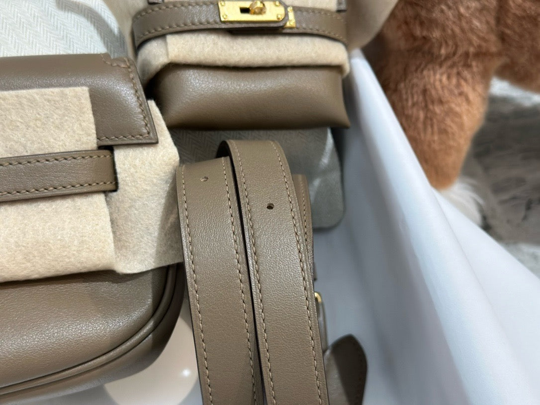 New  luxury fashion Kelly Moove Shoulder&Handbag