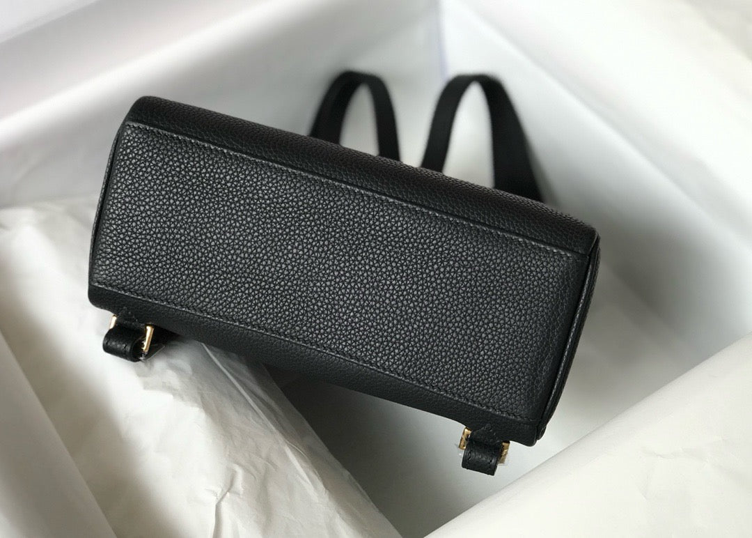 New luxury fashion Kelly Ado Pocket Backpack