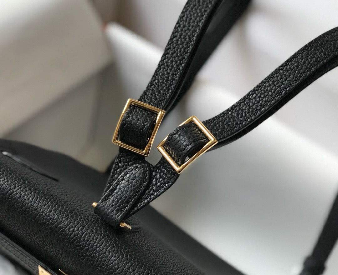New luxury fashion Kelly Ado Pocket Backpack