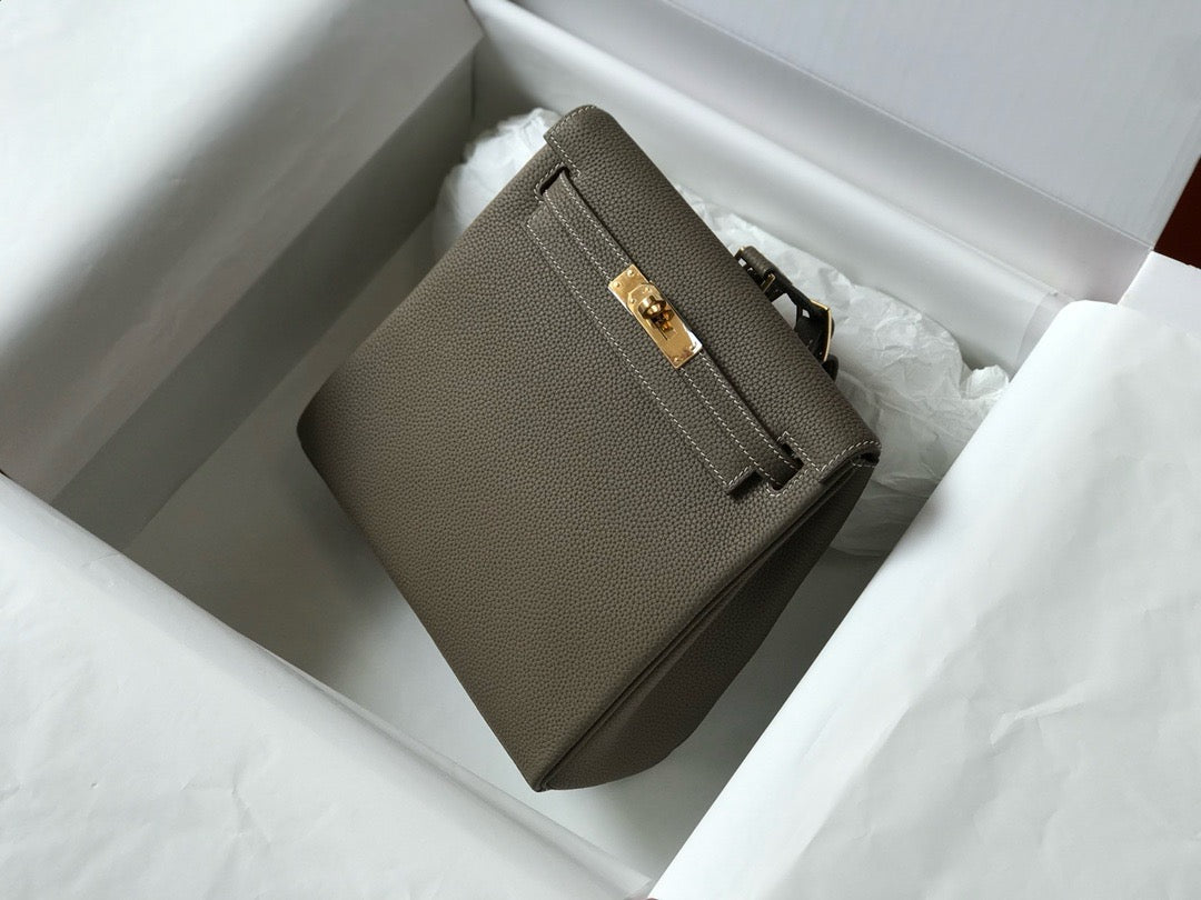 New luxury fashion Kelly Ado Pocket Backpack