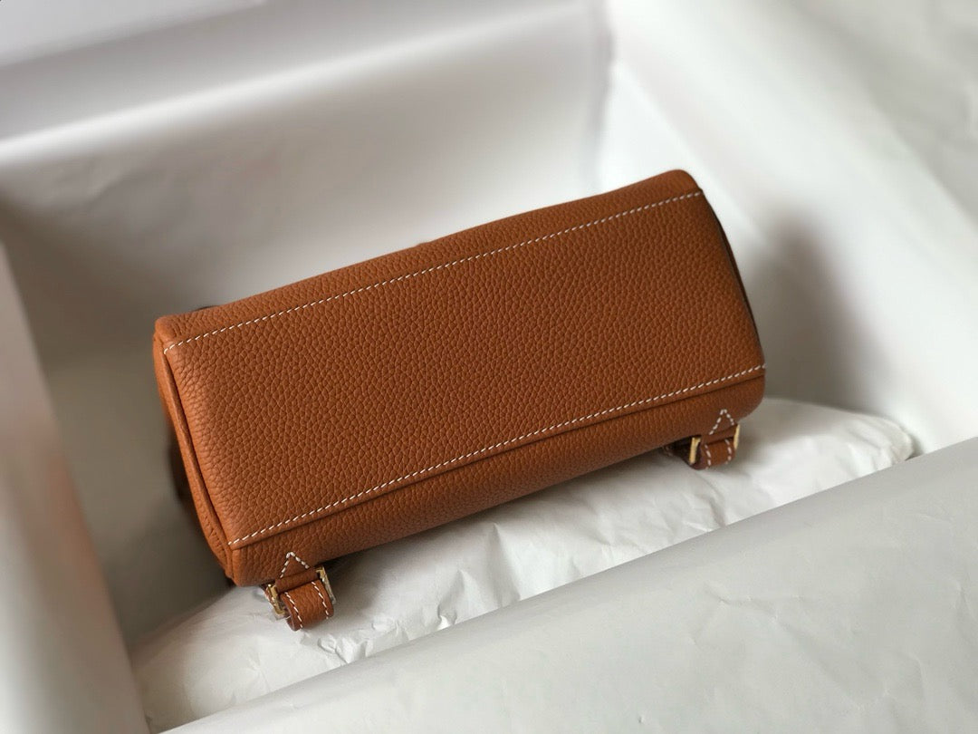 New luxury fashion Kelly Ado Pocket Backpack