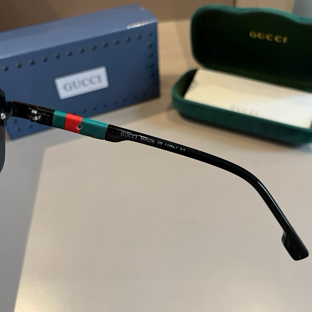 New fashion trend  men's sunglasses