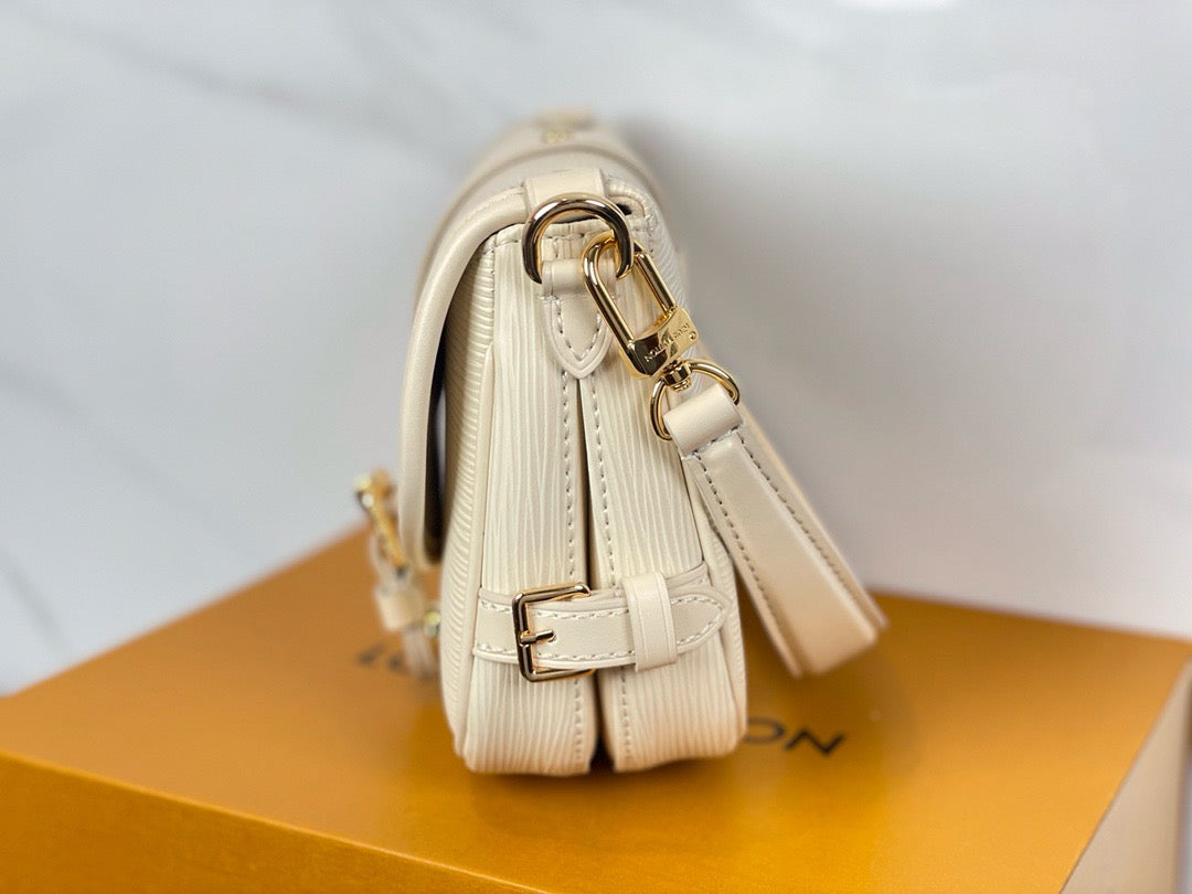 New luxury fashion SAUMUR  CIRCIE Women's Single Shoulder Handbag