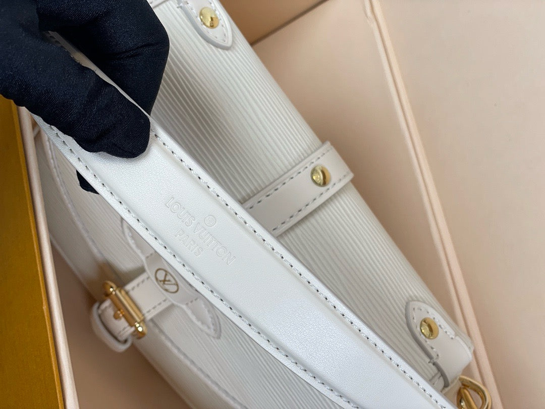 New luxury fashion SAUMUR  CIRCIE Women's Single Shoulder Handbag