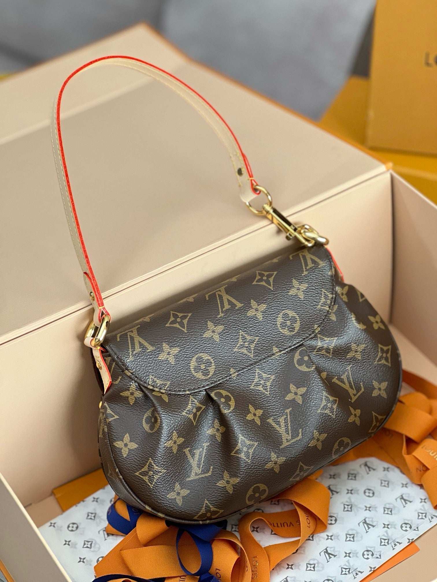 New luxury fashion MONOGRAM DENING Women's Single Shoulder Cross Shoulder Handbag