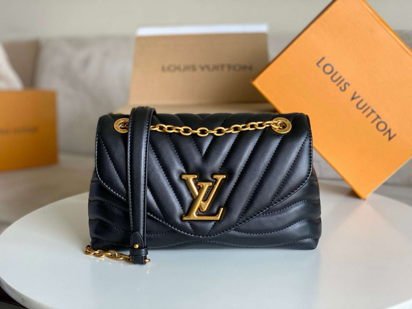 New luxury fashion WAVE Women's Shoulder Crossover Chain Bag
