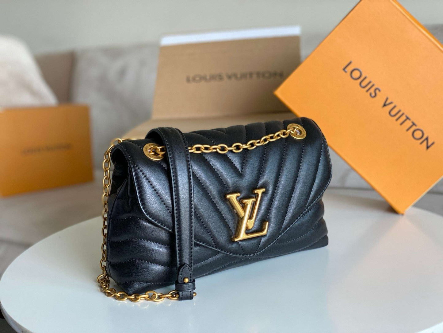 New luxury fashion WAVE Women's Shoulder Crossover Chain Bag