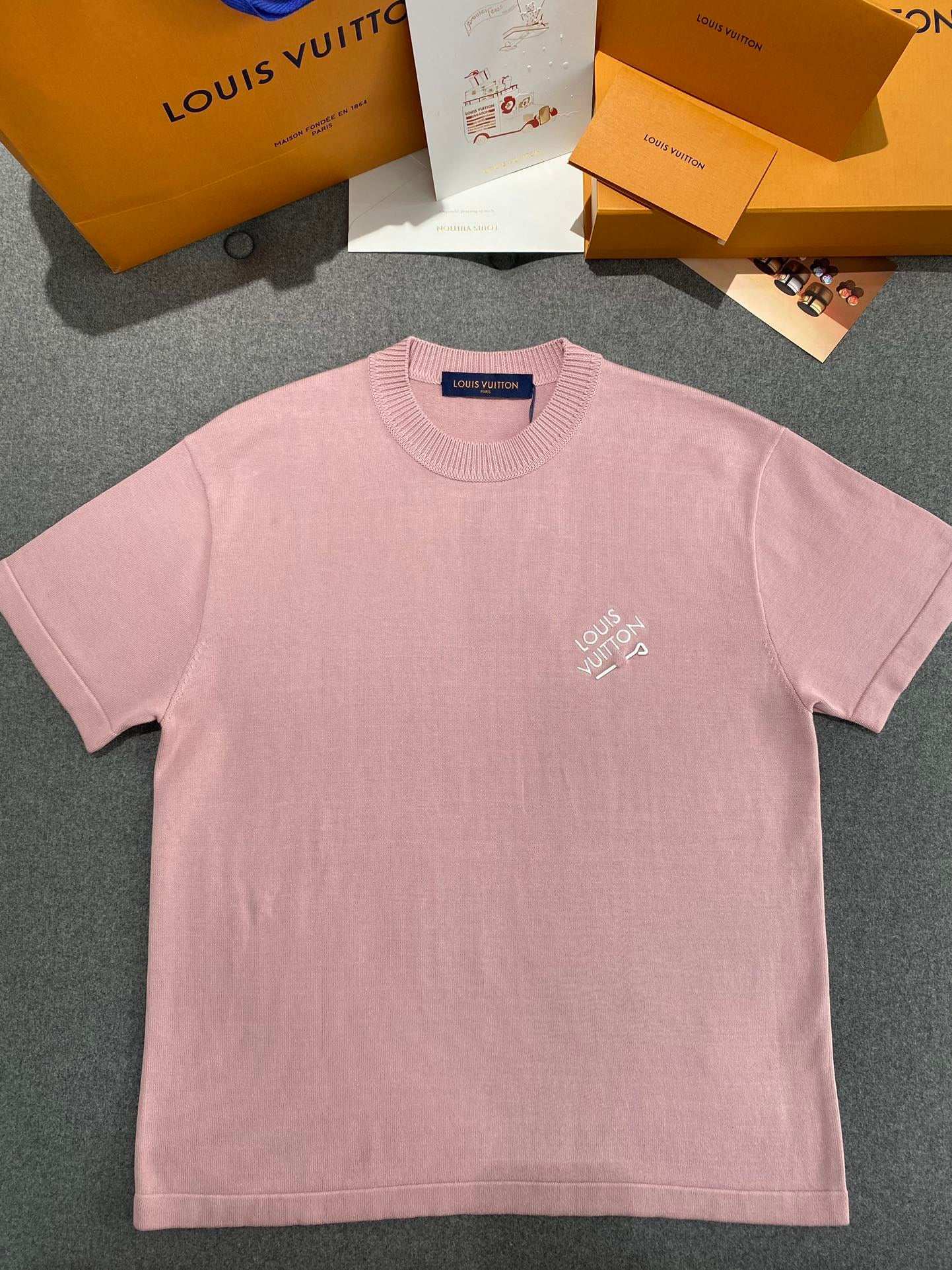 New  Fashion Trend embroidery Logo Short Sleeves