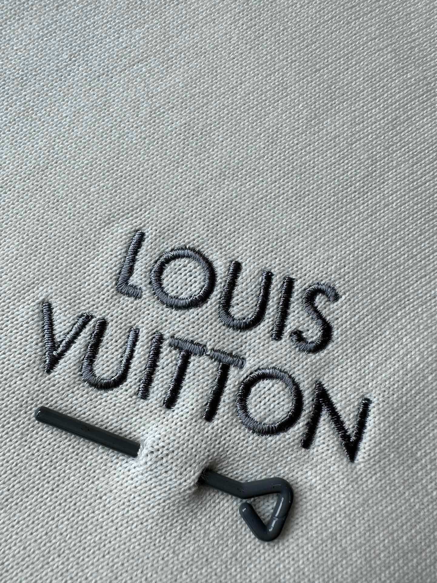 New  Fashion Trend embroidery Logo Short Sleeves