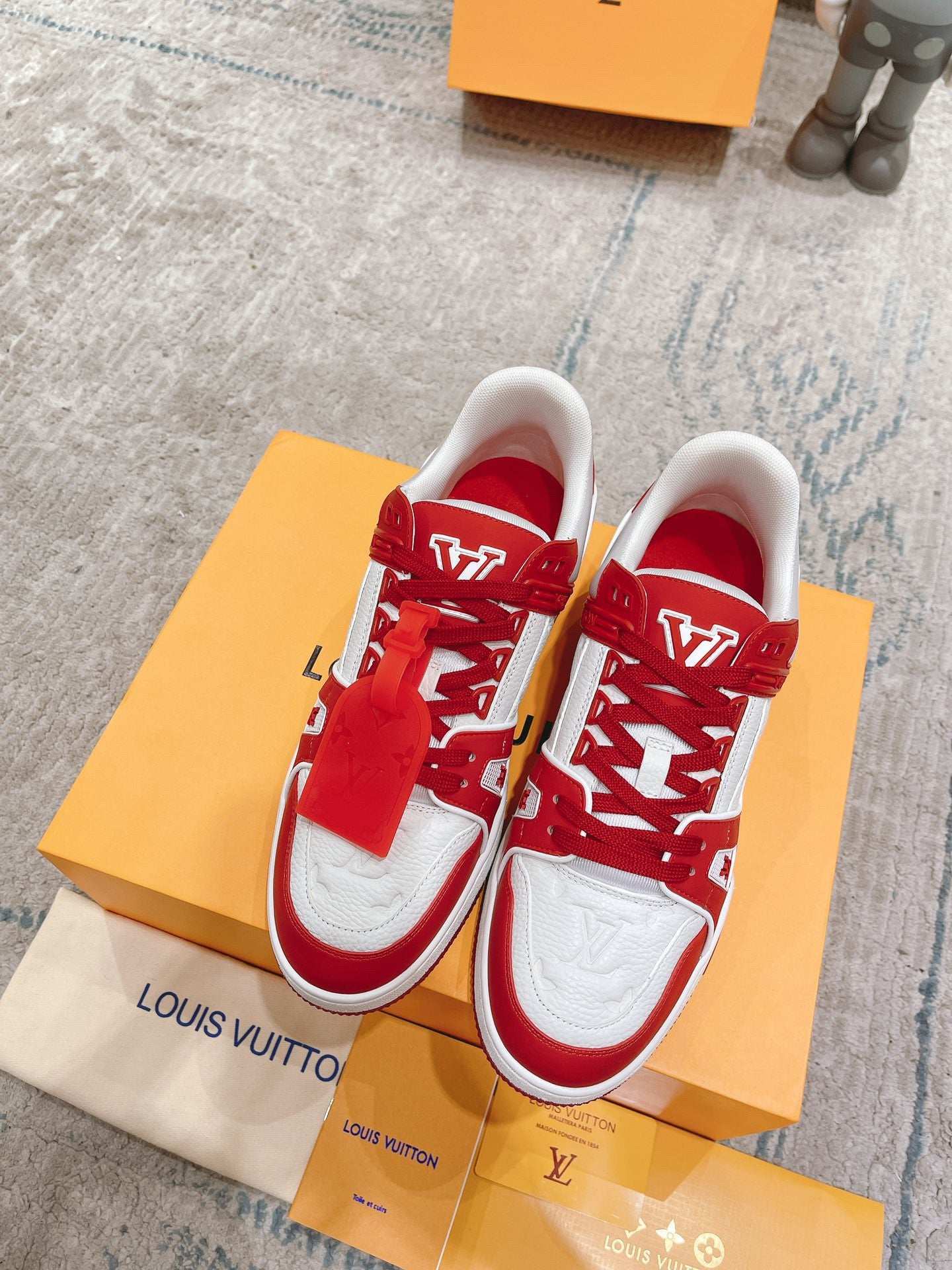 New luxury fashion TRAINER Sneakers